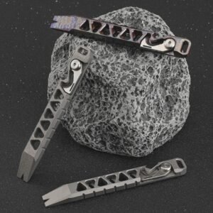 ultra light tc4 titanium multi functional edc pry bar | 111mm tactical prying tool with integrated seatbelt cutter & bottle opener