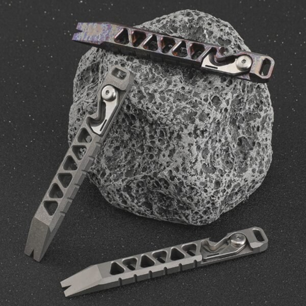 ultra light tc4 titanium multi functional edc pry bar | 111mm tactical prying tool with integrated seatbelt cutter & bottle opener